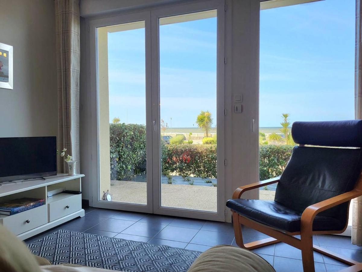 Appartement Rez-De-Jardin, Front De Mer, 4 Pers, Calme, Wifi Gratuit - Fr-1-465-46 Merville-Franceville-Plage Zewnętrze zdjęcie